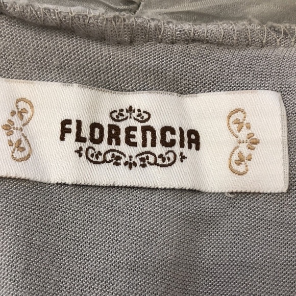 Asymmetrical Silver Tank Top with Relaxed Fit - Picture 5 of 7